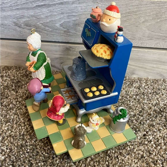 1995 Christmas Eve Bake Off, Club Expo Excl *ARTIST SIGNED, Mrs Clause Elves - Picture 8 of 13